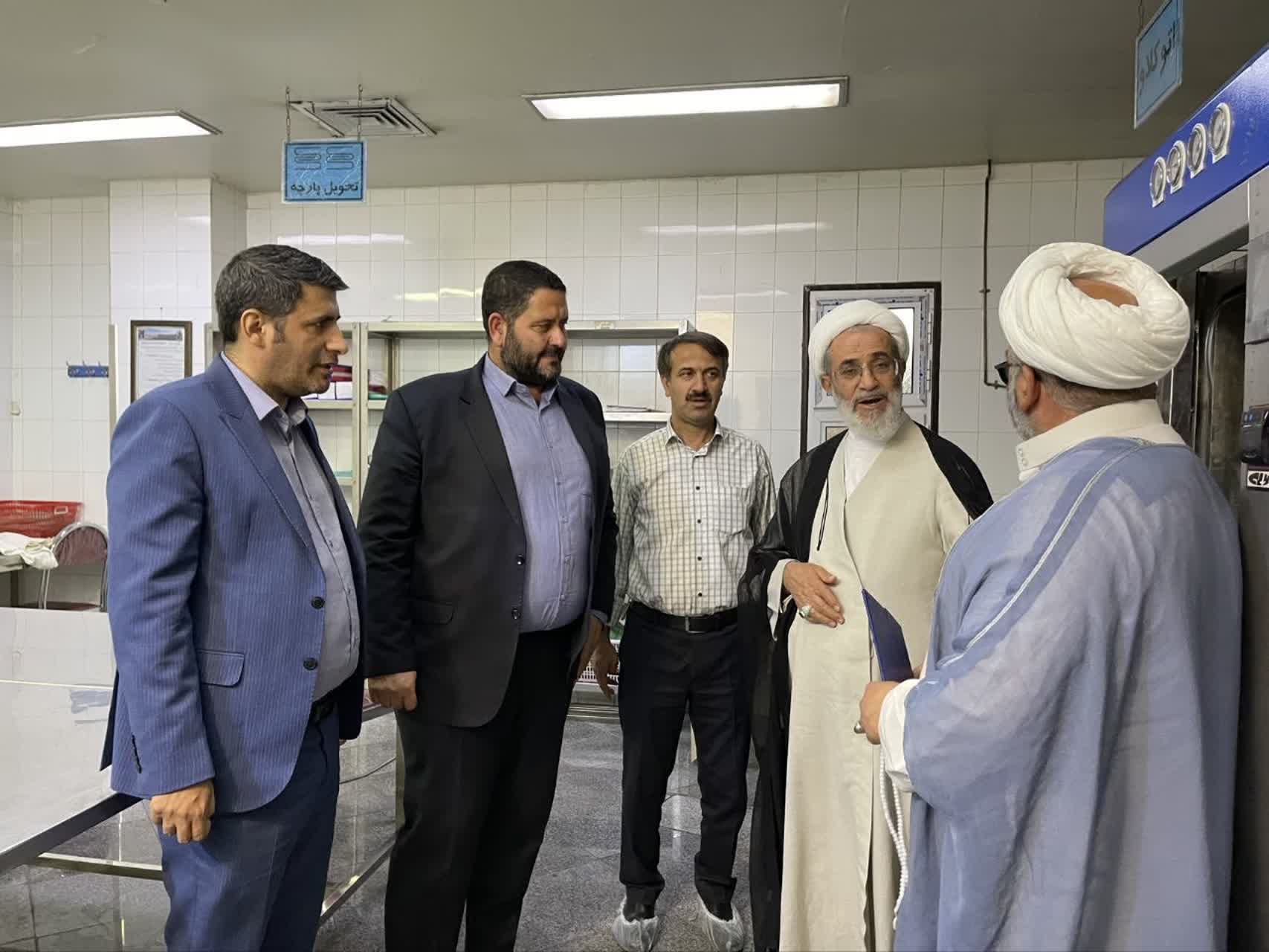 راه اندازی دستگاه اتوکلاو در بیمارستان آیت الله حجت کوه کمری شهرستان مرند